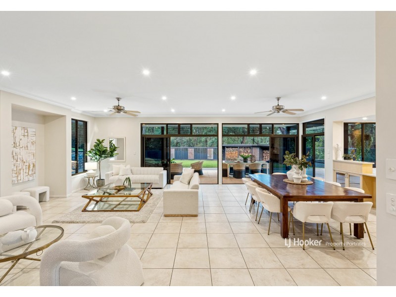 55 Trevallyan Drive, Daisy Hill QLD 4127