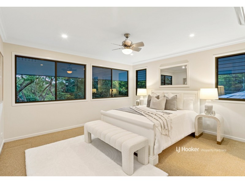 55 Trevallyan Drive, Daisy Hill QLD 4127