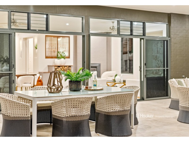 55 Trevallyan Drive, Daisy Hill QLD 4127