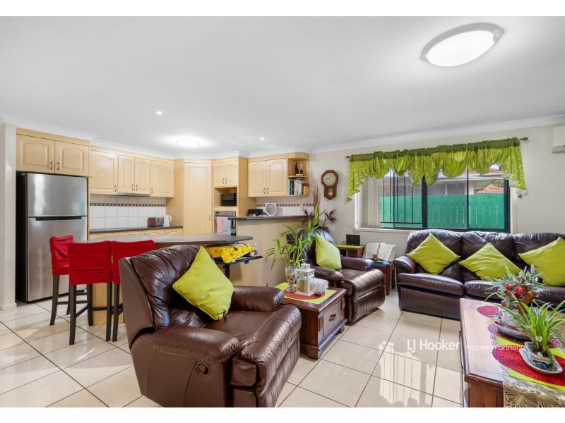 13 Treeline Place, Durack QLD 4077