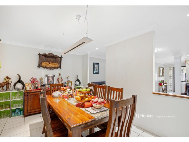 13 Treeline Place, Durack QLD 4077