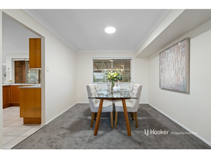 9 Dewberry Close, Eight Mile Plains QLD 4113