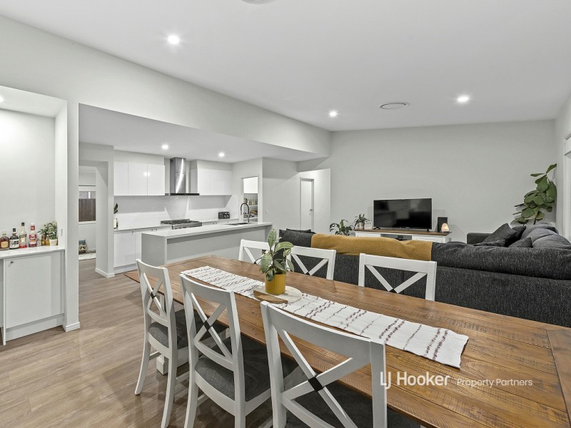 37 Davidson Circuit, Park Ridge QLD 4125