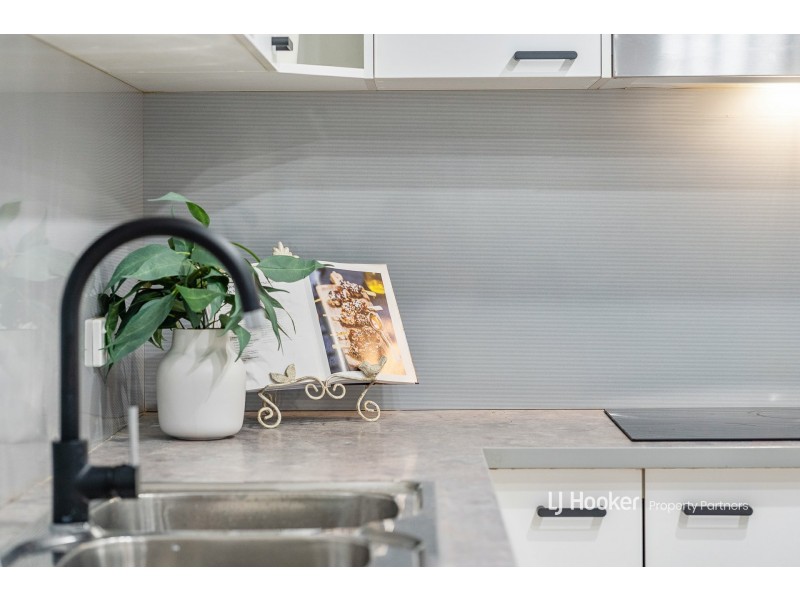 8 Wild Cotton Close, Kuraby QLD 4112