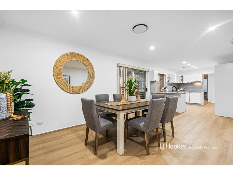 8 Wild Cotton Close, Kuraby QLD 4112