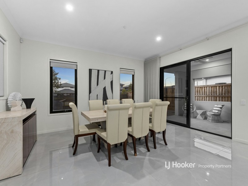 98 Phoenix Street, Rochedale QLD 4123