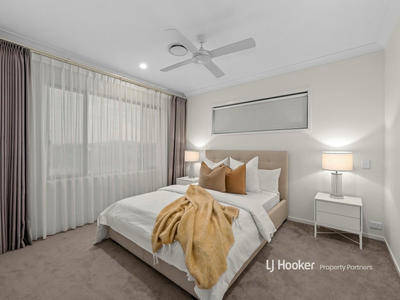 98 Phoenix Street, Rochedale QLD 4123