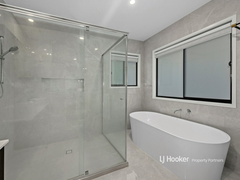 98 Phoenix Street, Rochedale QLD 4123