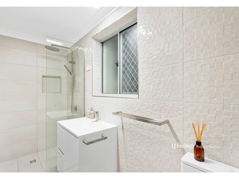 14 Stuart Street, Woodridge QLD 4114