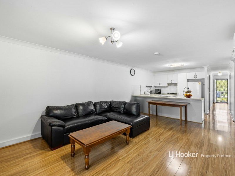 8 Clydesdale Place, Sumner QLD 4074