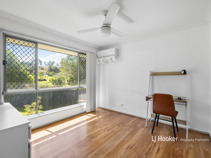 8 Clydesdale Place, Sumner QLD 4074