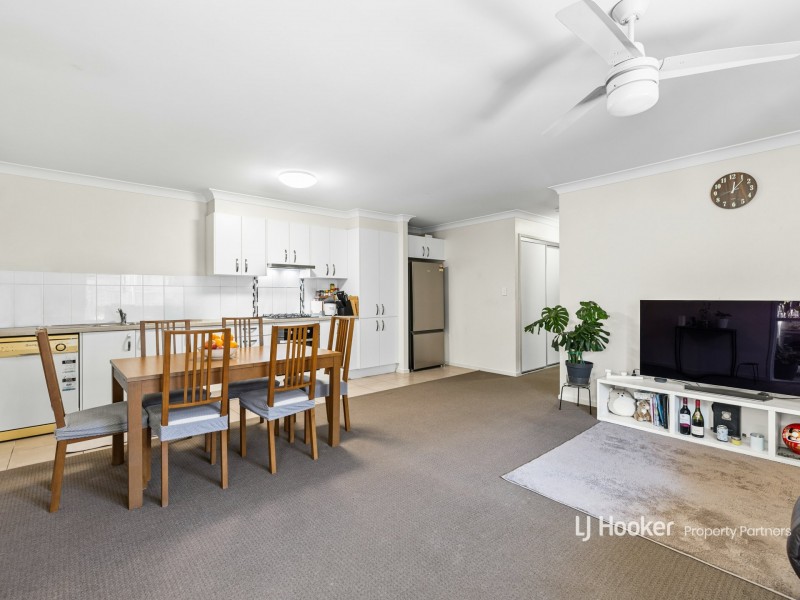 8 Clydesdale Place, Sumner QLD 4074