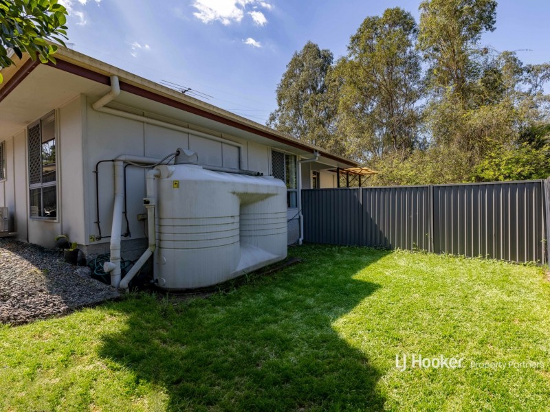 8 Clydesdale Place, Sumner QLD 4074