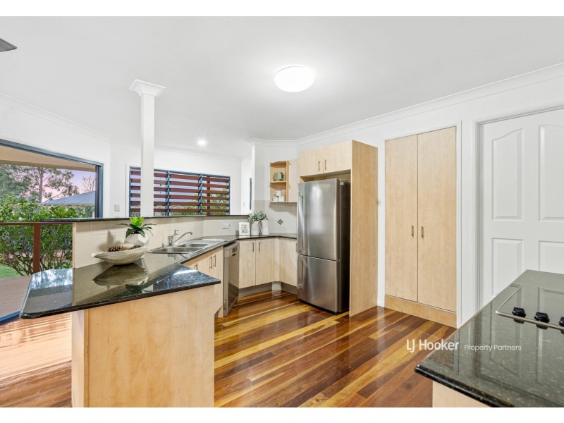 1 The Crescent, Underwood QLD 4119