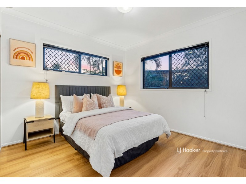 1 The Crescent, Underwood QLD 4119