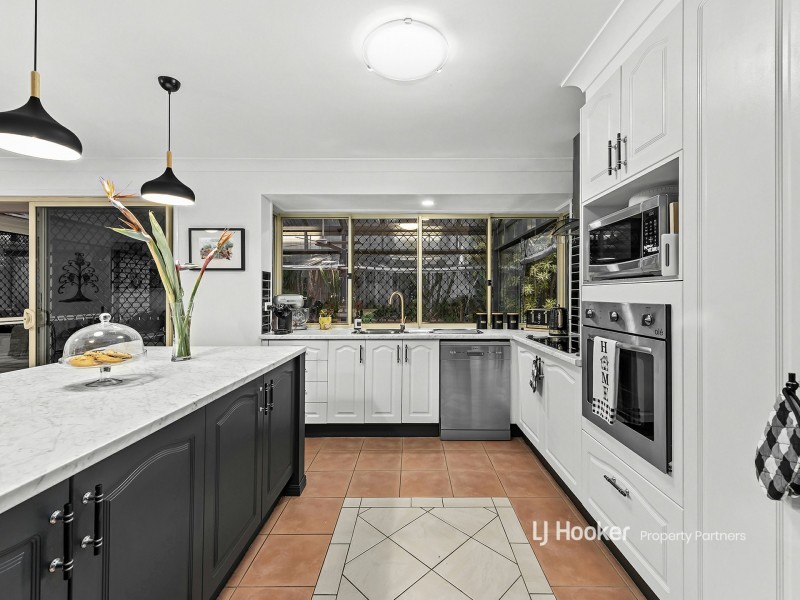 93 Sunflower Crescent, Calamvale QLD 4116