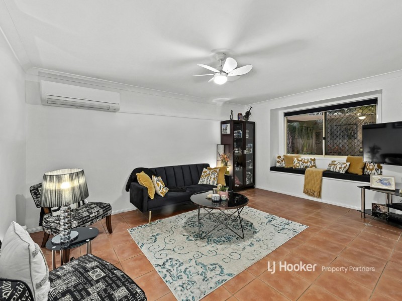 93 Sunflower Crescent, Calamvale QLD 4116