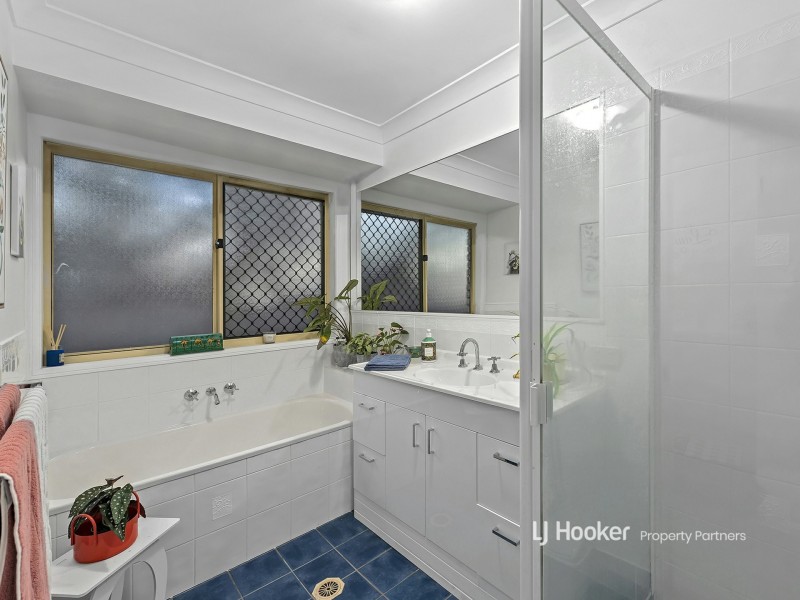 93 Sunflower Crescent, Calamvale QLD 4116