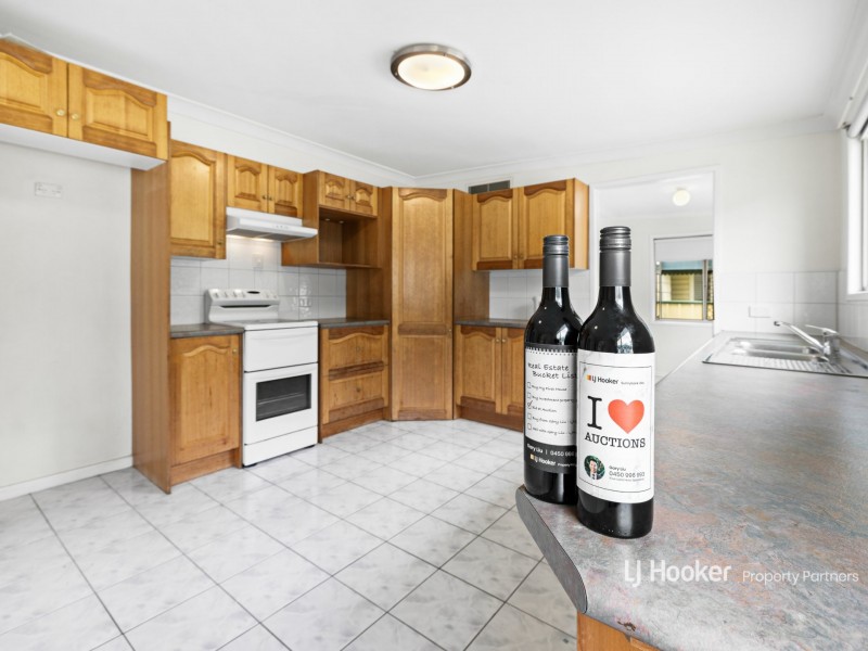 8 Augstein Street, Coopers Plains QLD 4108