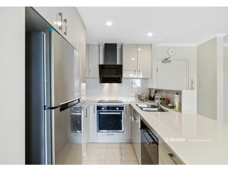 503/66 Slobodian Avenue, Eight Mile Plains QLD 4113