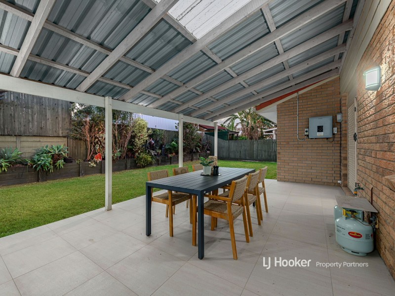 18 Mindona Street, Wishart QLD 4122