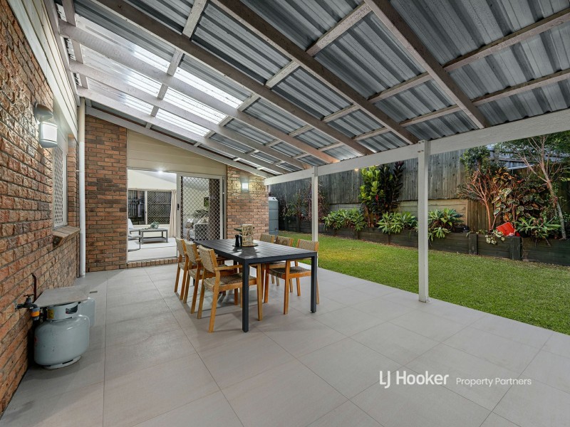 18 Mindona Street, Wishart QLD 4122