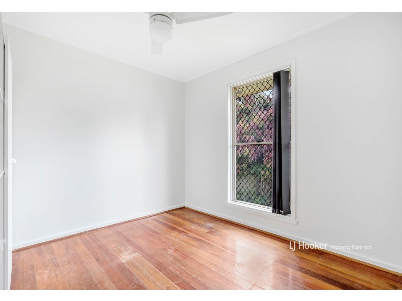 11 Fleur Street, Woodridge QLD 4114