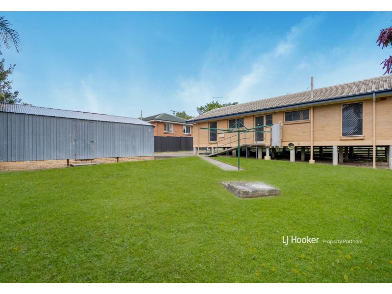11 Fleur Street, Woodridge QLD 4114