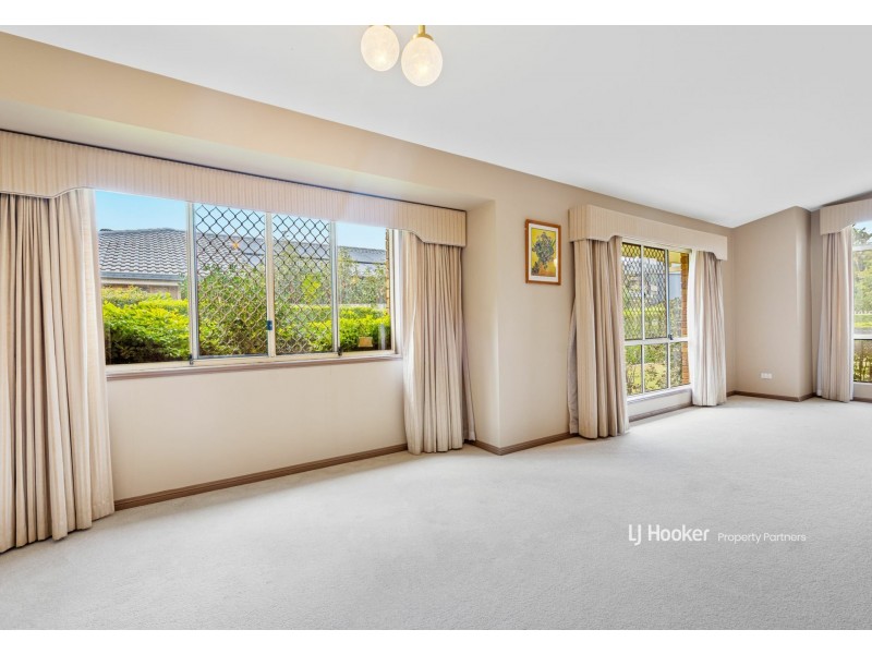10 Tralee Place, Parkinson QLD 4115