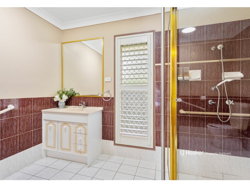10 Tralee Place, Parkinson QLD 4115
