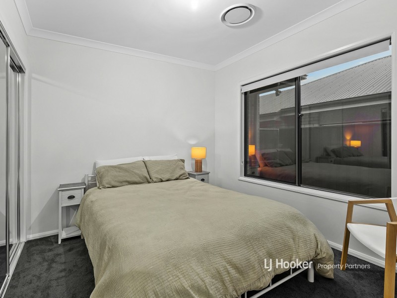 12 Grevillea Way, Park Ridge QLD 4125