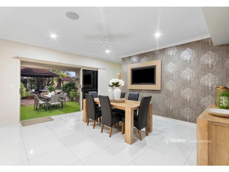 43 Alfred Circuit, Calamvale QLD 4116