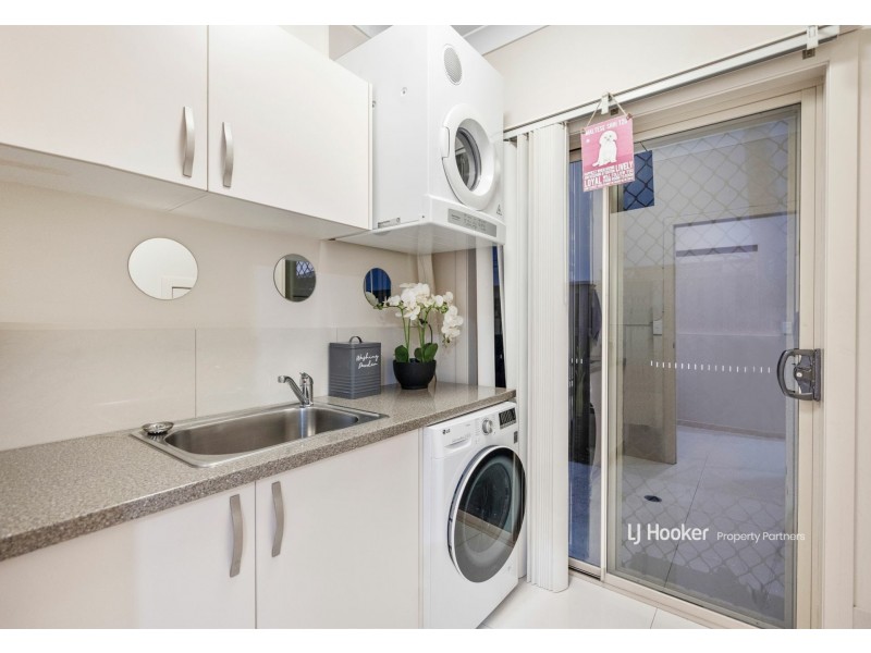 43 Alfred Circuit, Calamvale QLD 4116