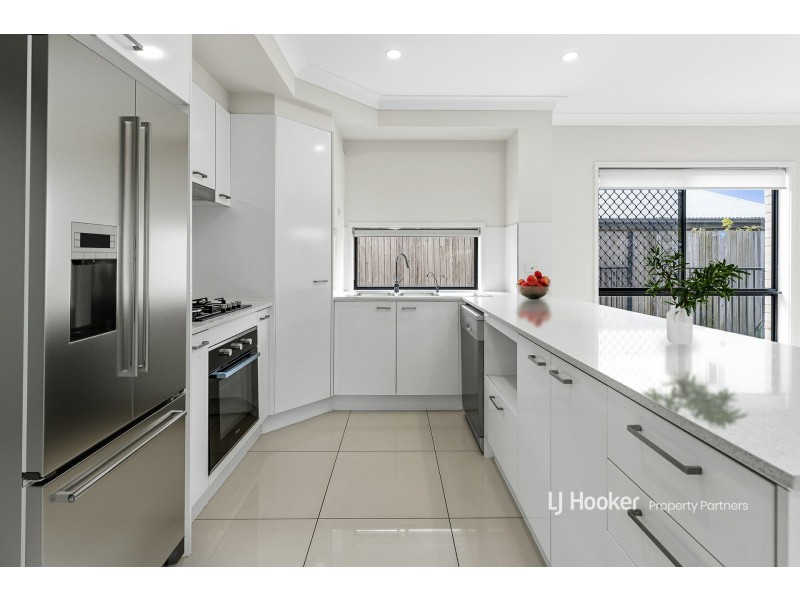 84 Holmead Road, Eight Mile Plains QLD 4113