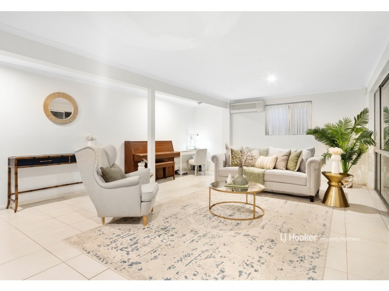 18 Eloise Avenue, Springwood QLD 4127