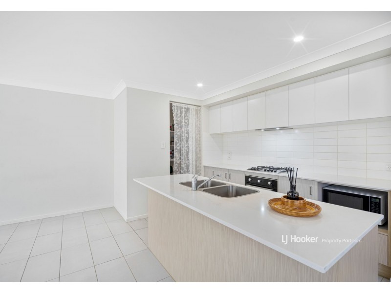27 Kraft Road, Pallara QLD 4110