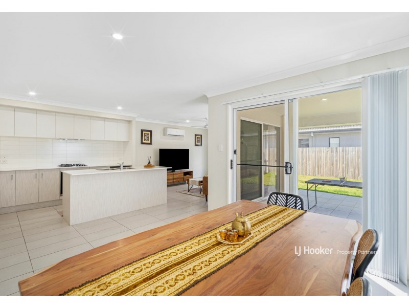 27 Kraft Road, Pallara QLD 4110