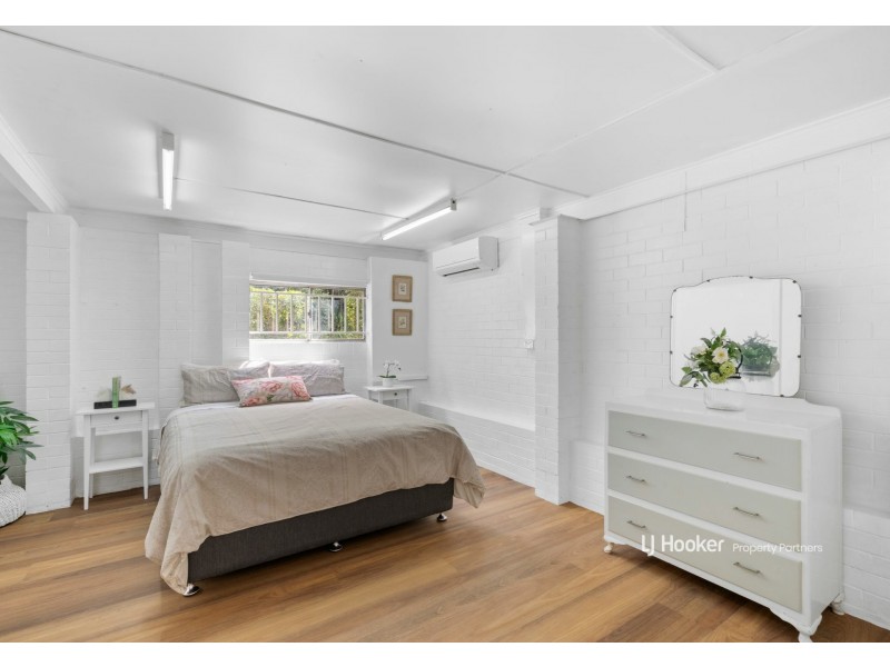 22 Worrell Street, Macgregor QLD 4109