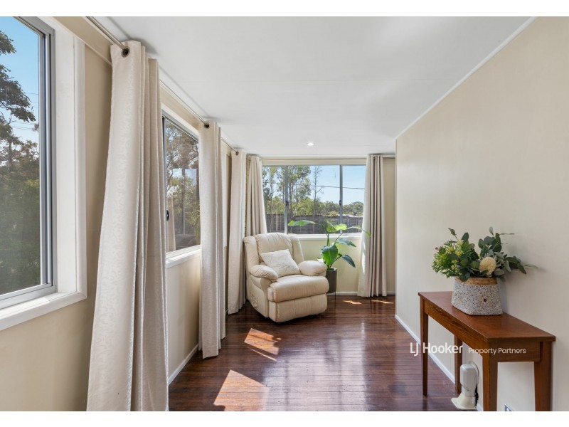 22 Worrell Street, Macgregor QLD 4109