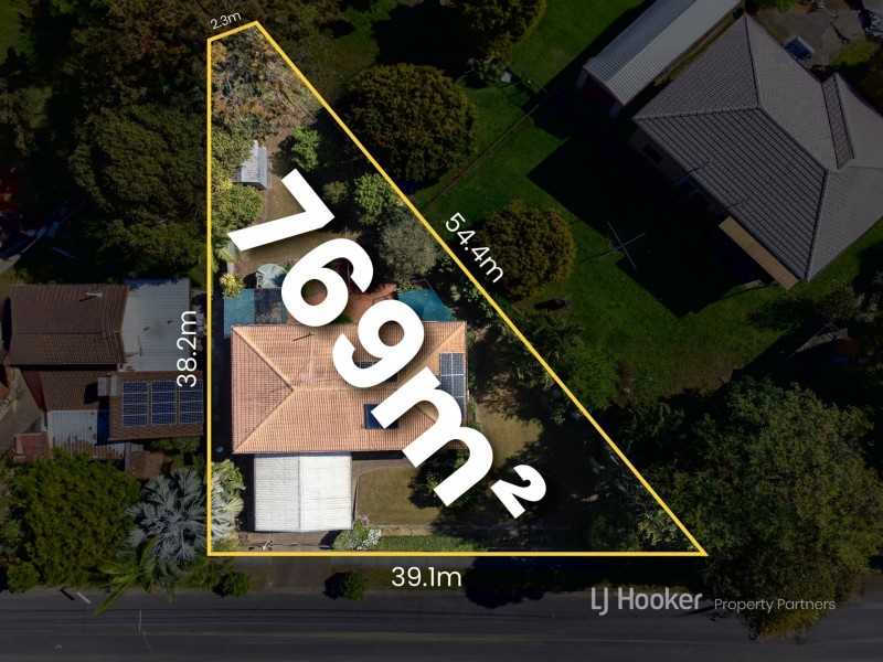 22 Worrell Street, Macgregor QLD 4109