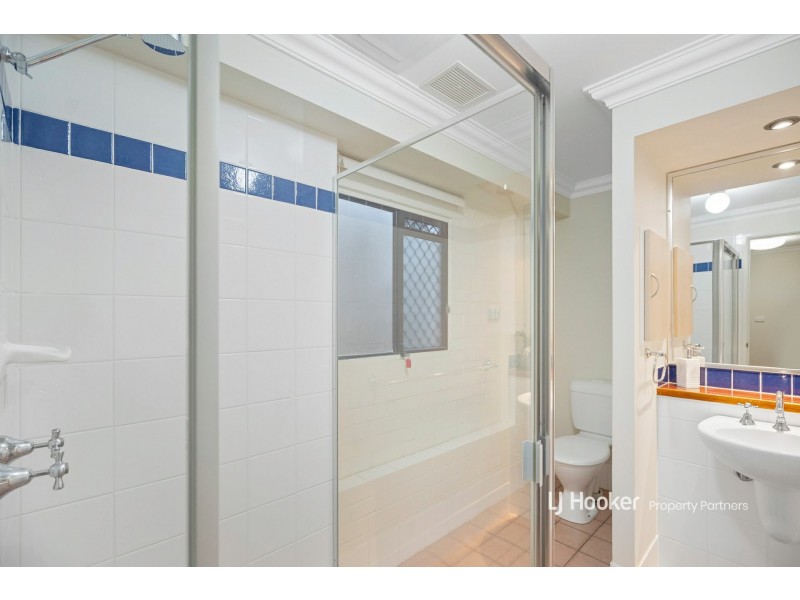 7 Darlington Street, Macgregor QLD 4109