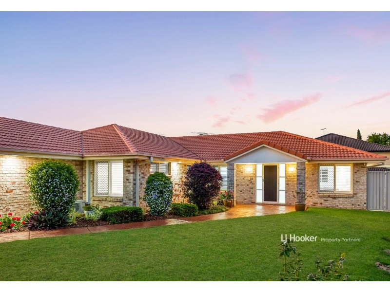 17 Greenhaven Crescent, Kuraby QLD 4112