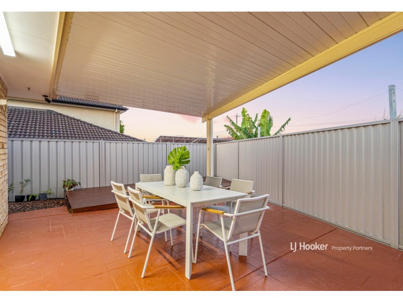17 Greenhaven Crescent, Kuraby QLD 4112
