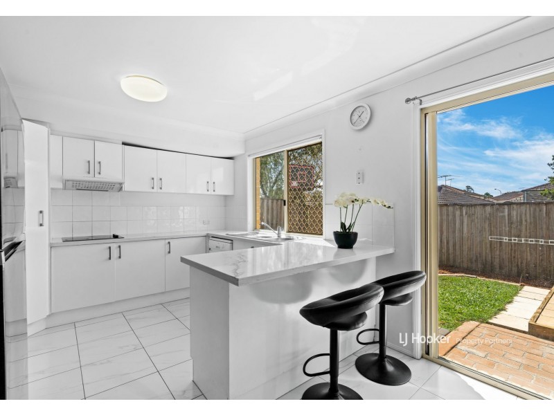 9 Hillview Street, Runcorn QLD 4113