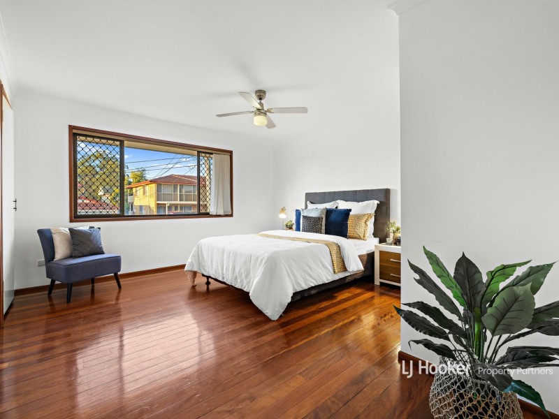 4 Shirland Street, Macgregor QLD 4109
