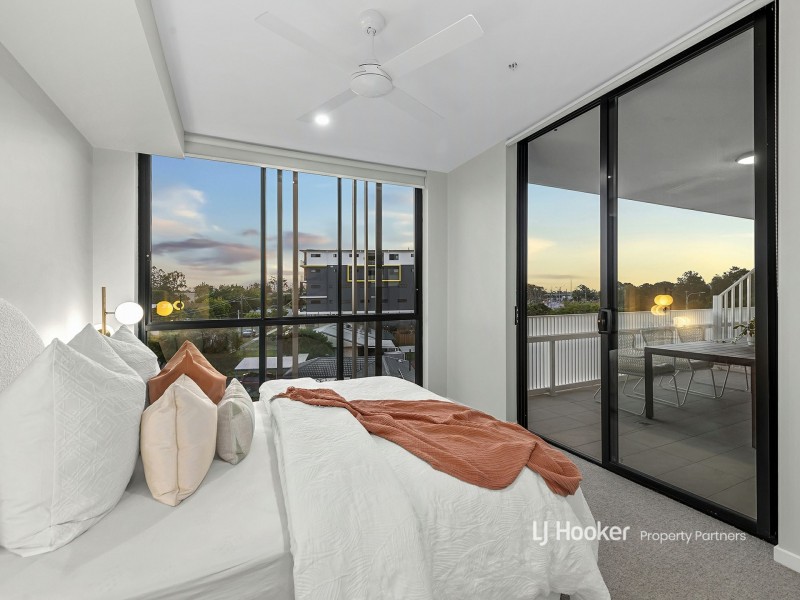 201/3 Centre Place, Rochedale South QLD 4123