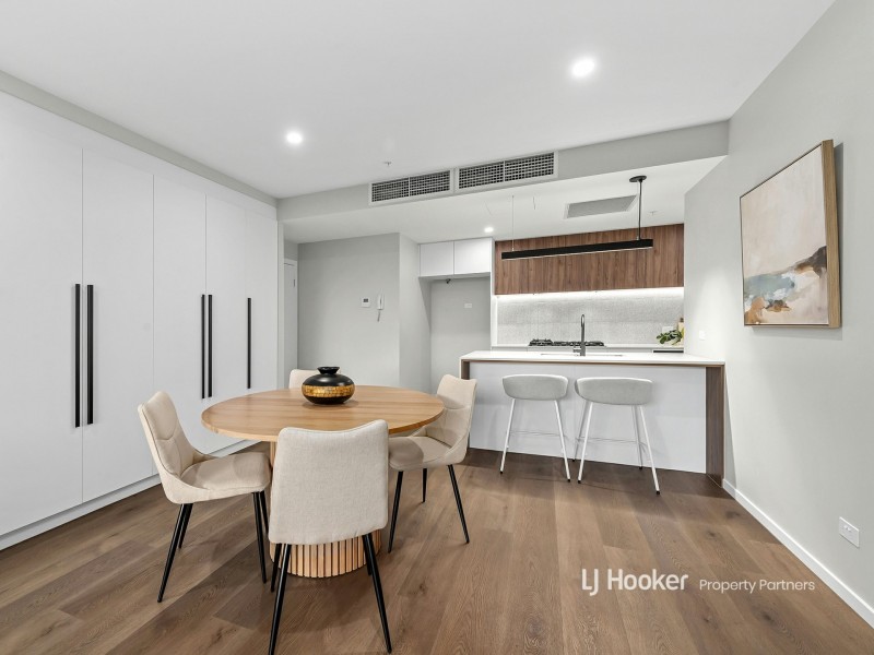 201/3 Centre Place, Rochedale South QLD 4123