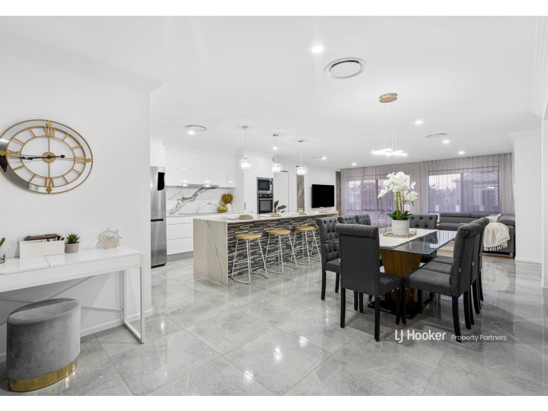 4 Slobodian Avenue, Eight Mile Plains QLD 4113