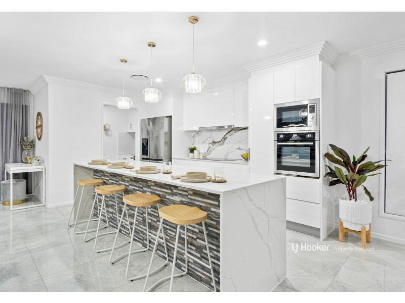 4 Slobodian Avenue, Eight Mile Plains QLD 4113