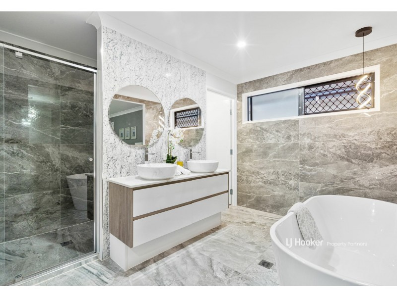 4 Slobodian Avenue, Eight Mile Plains QLD 4113